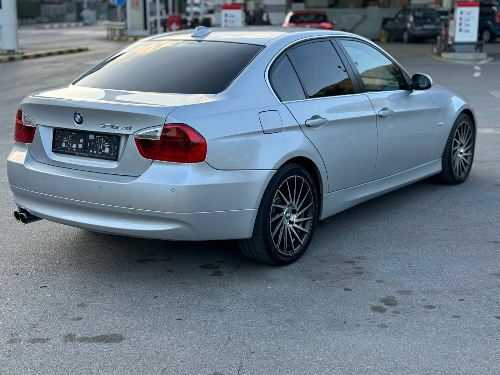 BMW 330 330xd/Navi/Koja - изображение 8