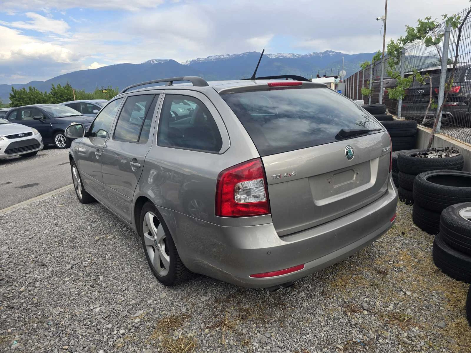 Skoda Octavia 2.0TDi-DSG= 4x4 - изображение 4