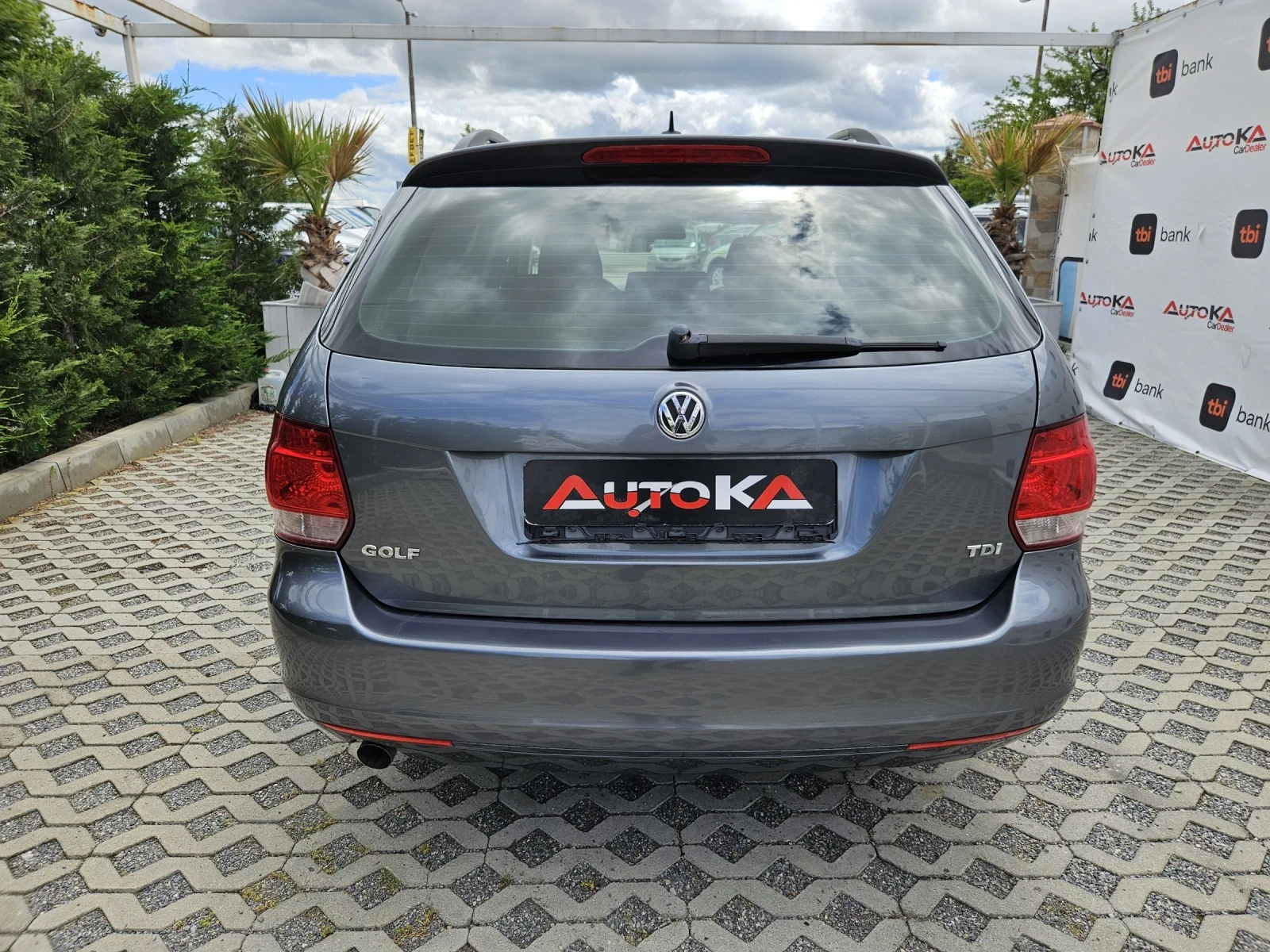 VW Golf 1.6TDI-105КС= АВТОПИЛОТ= 200.000КМ= EURO 5A - изображение 4