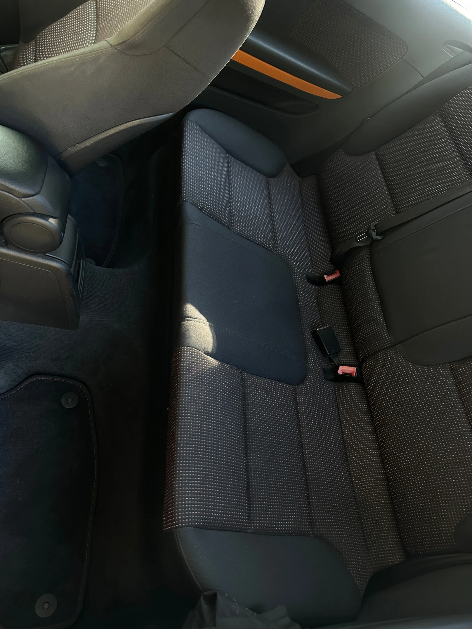 Audi A3 TDI 2.0 - изображение 7