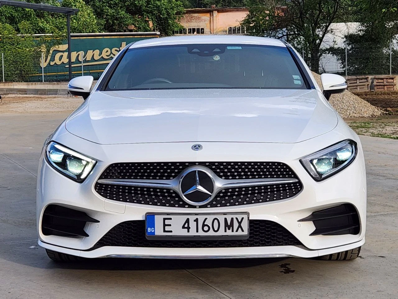 Mercedes-Benz CLS 400 AMG Line RHD - изображение 2