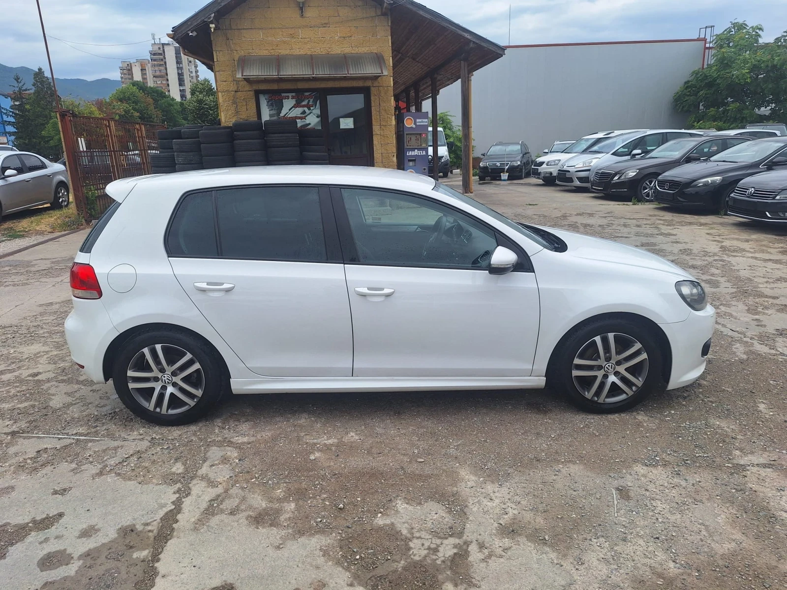 VW Golf 1.6 tdi r-line - изображение 4