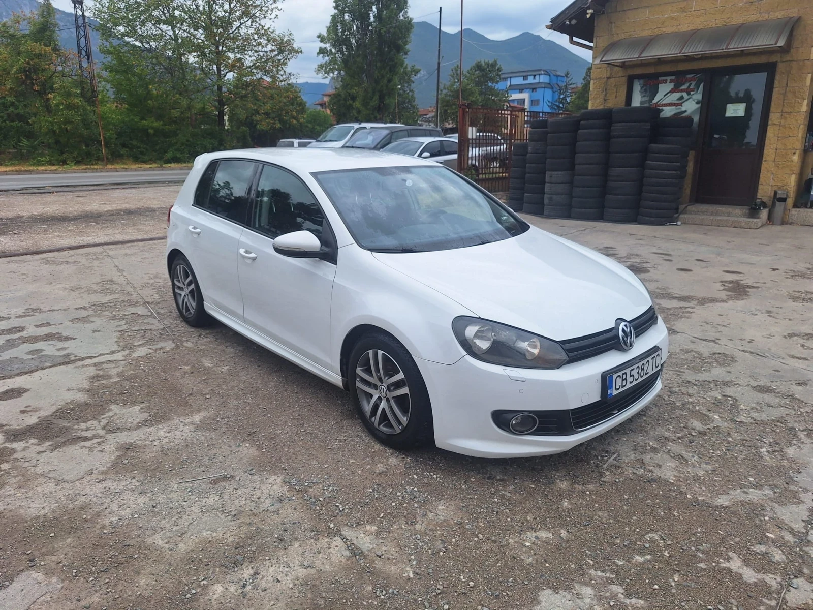 VW Golf 1.6 tdi r-line - изображение 2