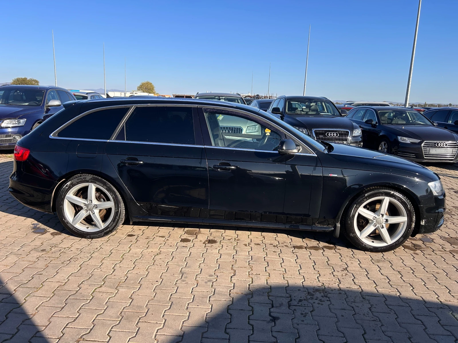 Audi A4 2.0TDI QUATTRO AVTOMAT/NAVI EURO 5 - изображение 5