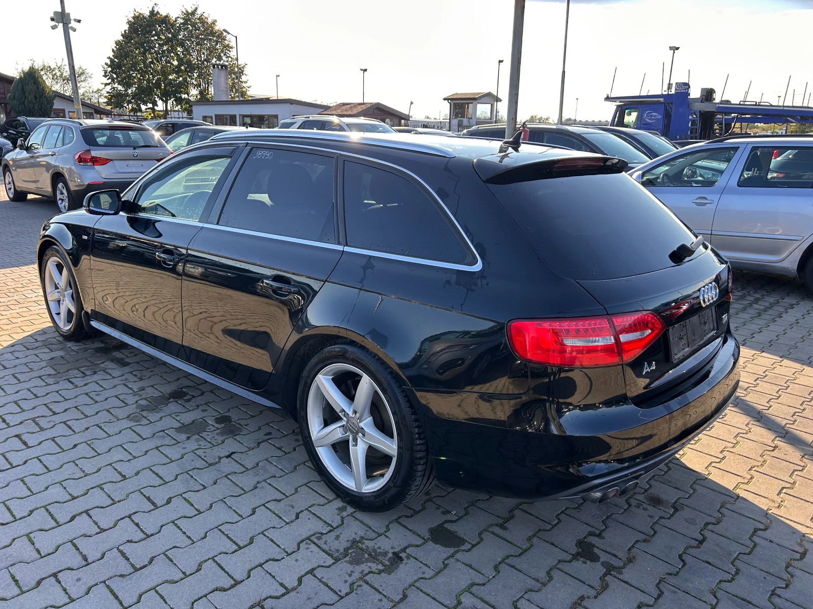 Audi A4 2.0TDI QUATTRO AVTOMAT/NAVI EURO 5 - изображение 8