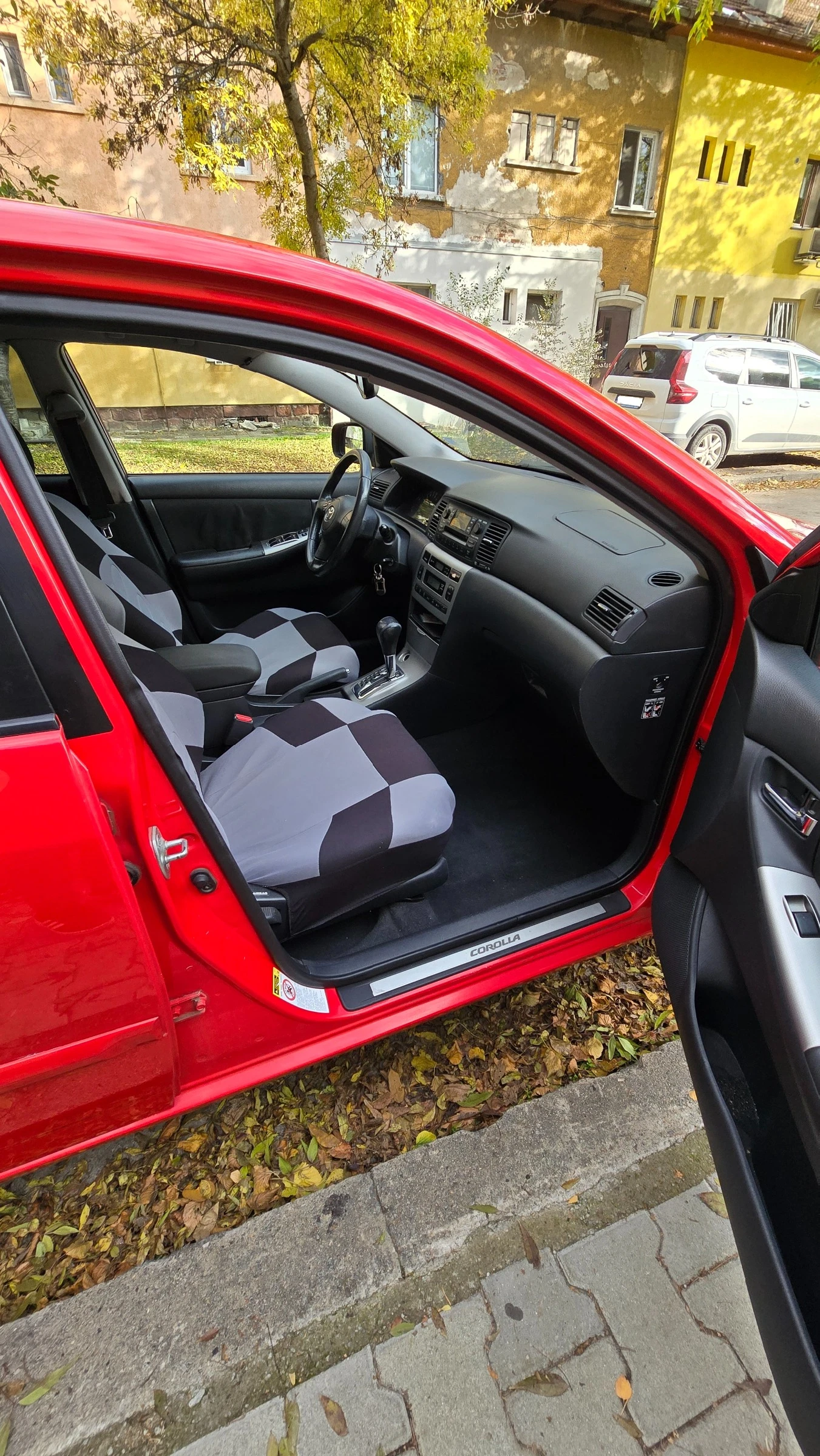 Toyota Corolla 1, 6 110 | Mobile.bg   11