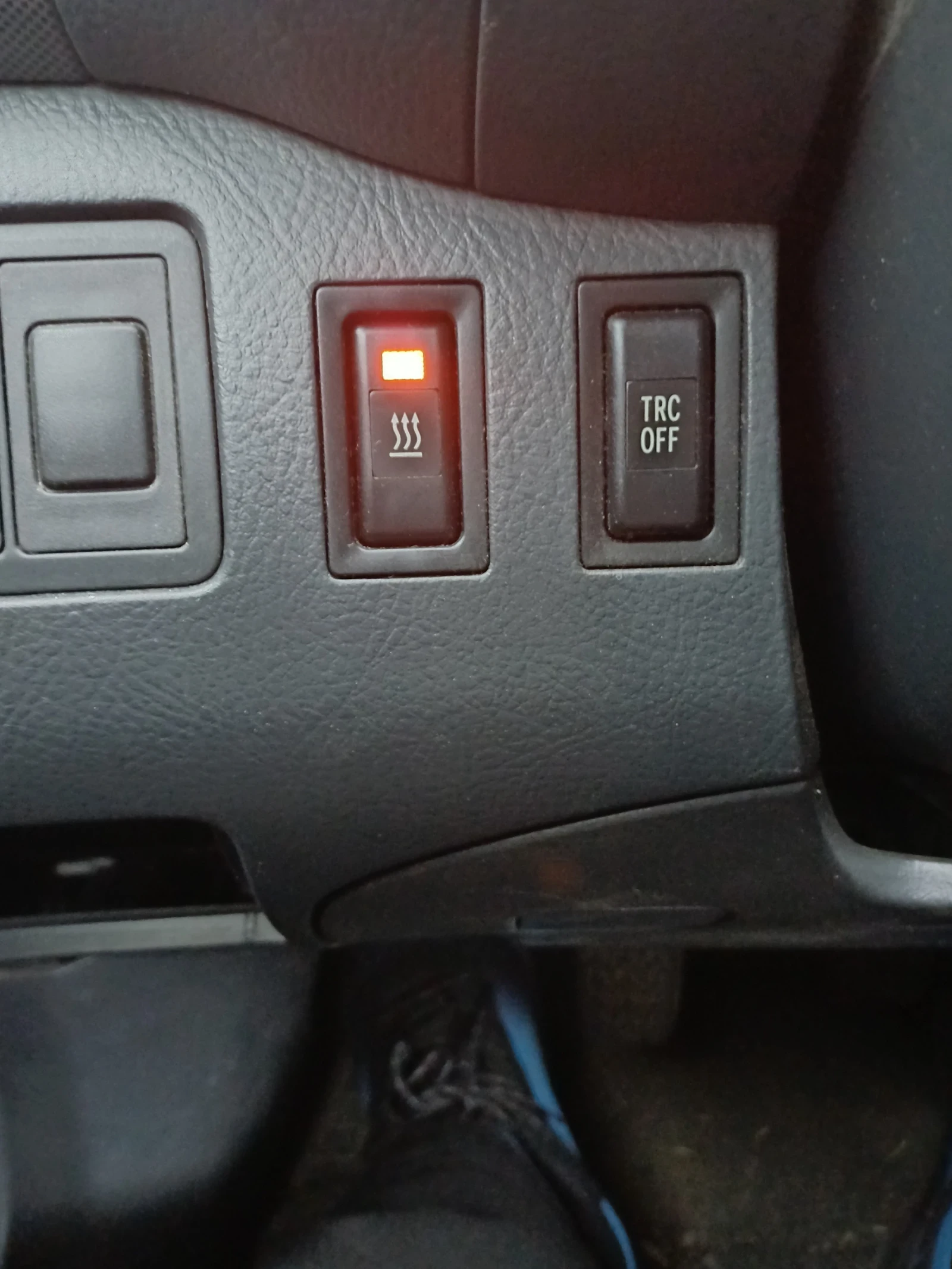 Toyota Avensis  - изображение 7