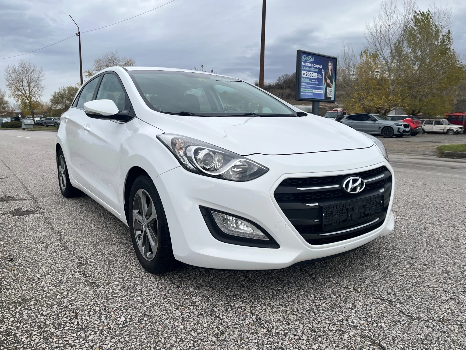 Hyundai I30 1.6D Avtomatik Full - изображение 6