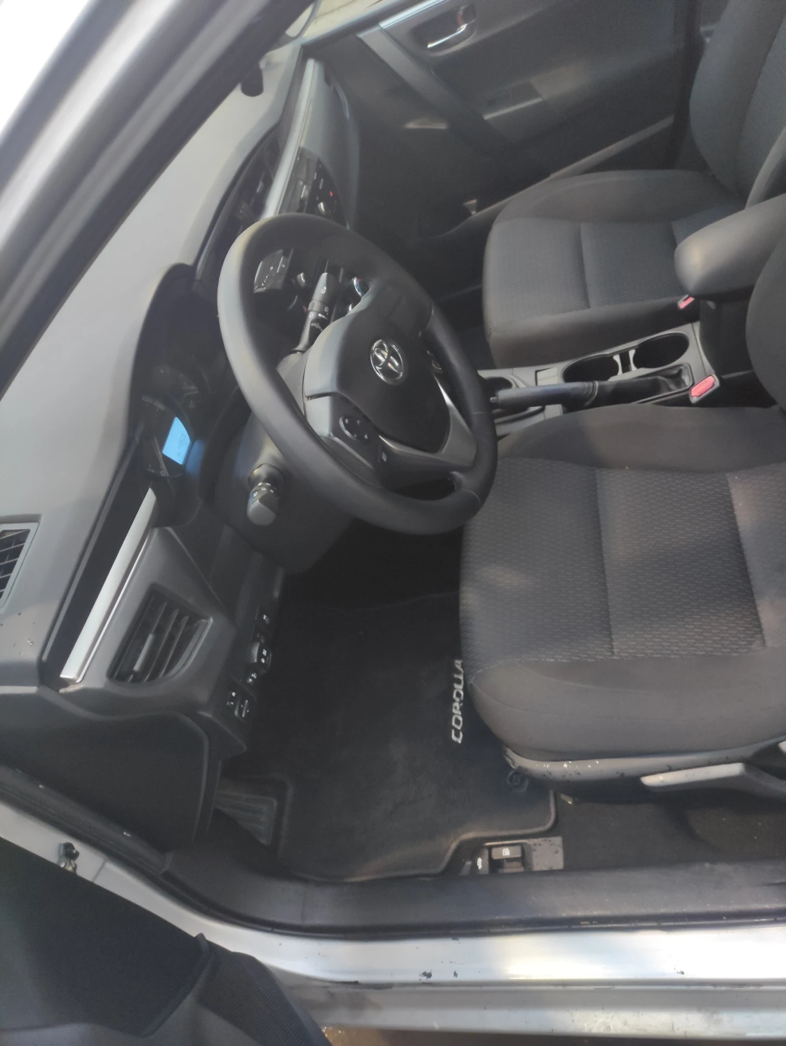 Toyota Corolla ������ ��� / �� ��������  | Mobile.bg � ����������� 12