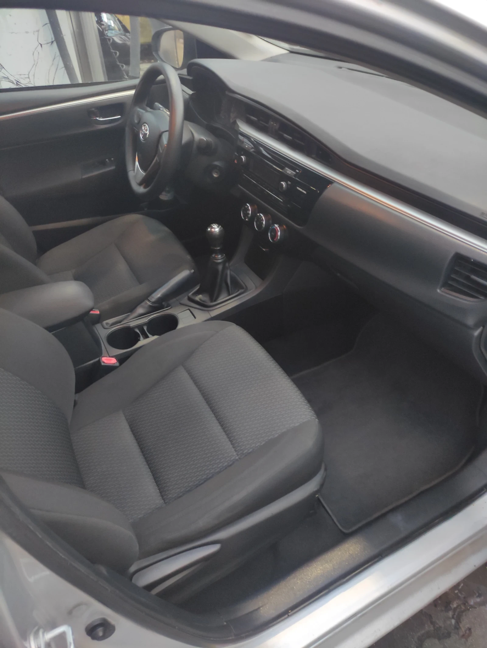 Toyota Corolla ������ ��� / �� ��������  | Mobile.bg � ����������� 14