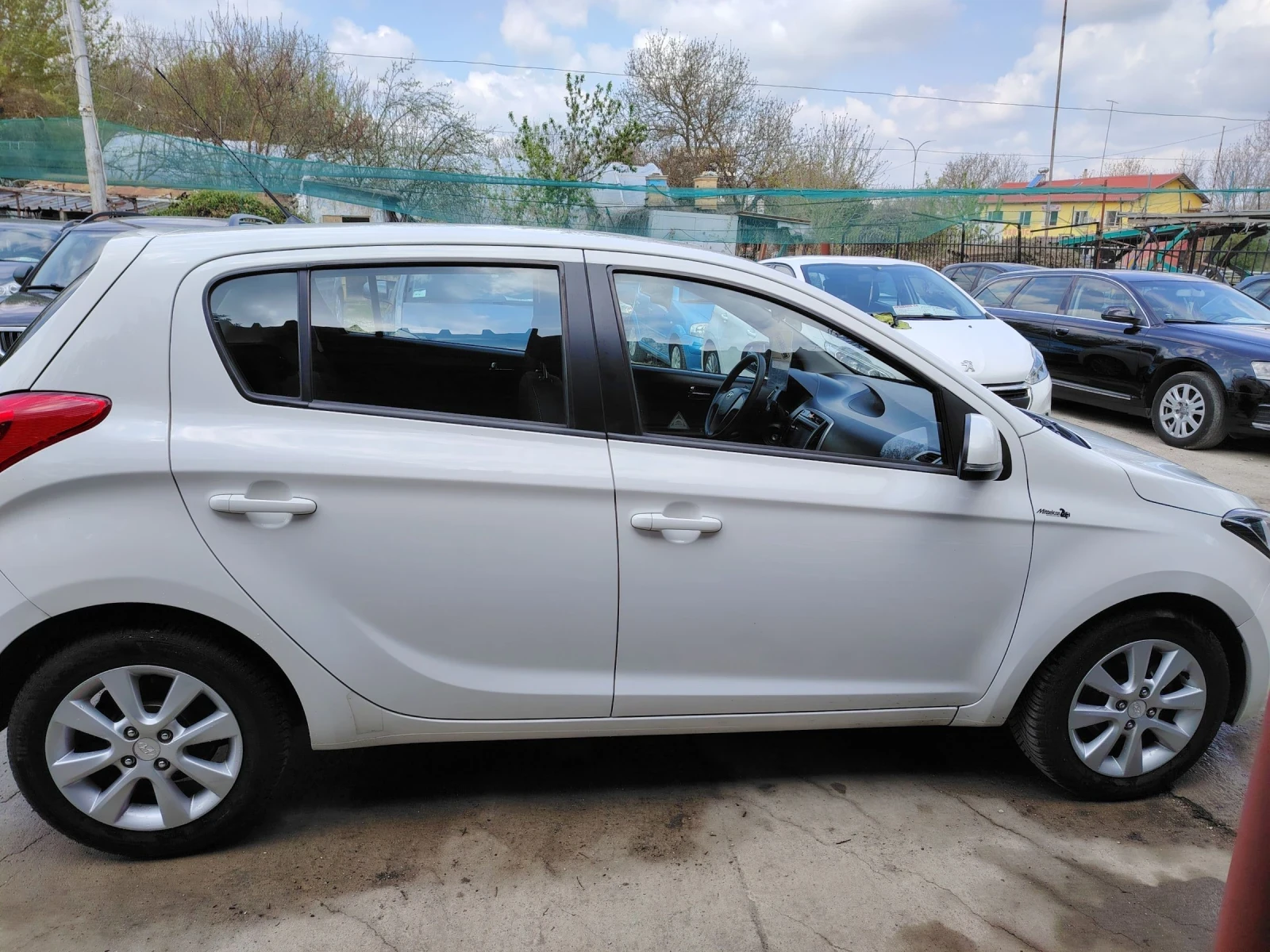 Hyundai I20, снимка 5 - Автомобили и джипове - 53291687