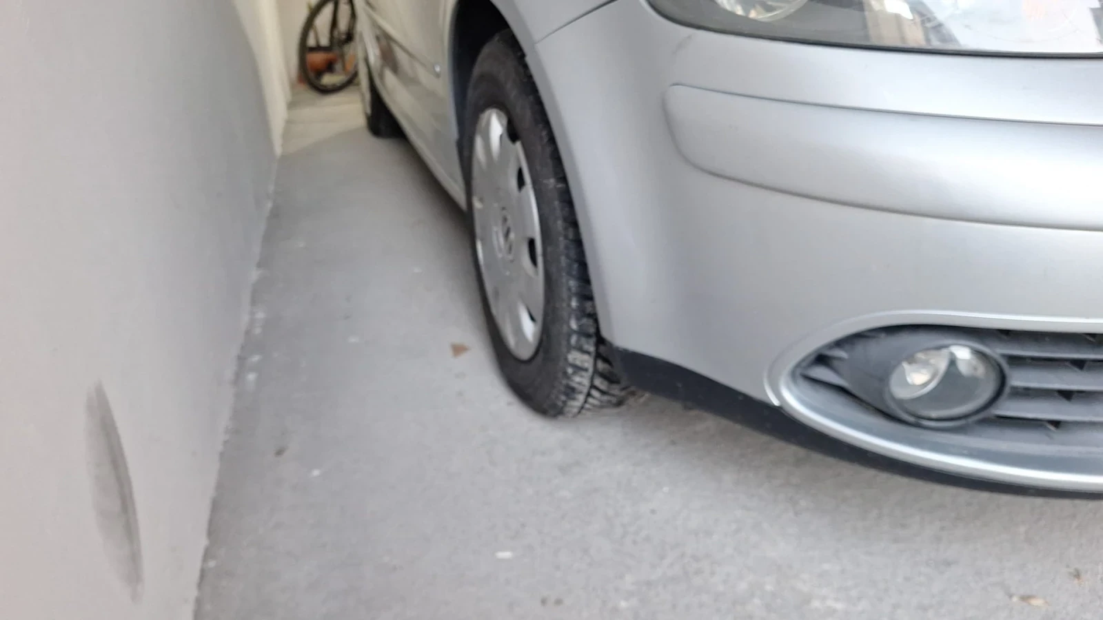 VW Golf Plus 1.9 TDI 105 к.с - изображение 7