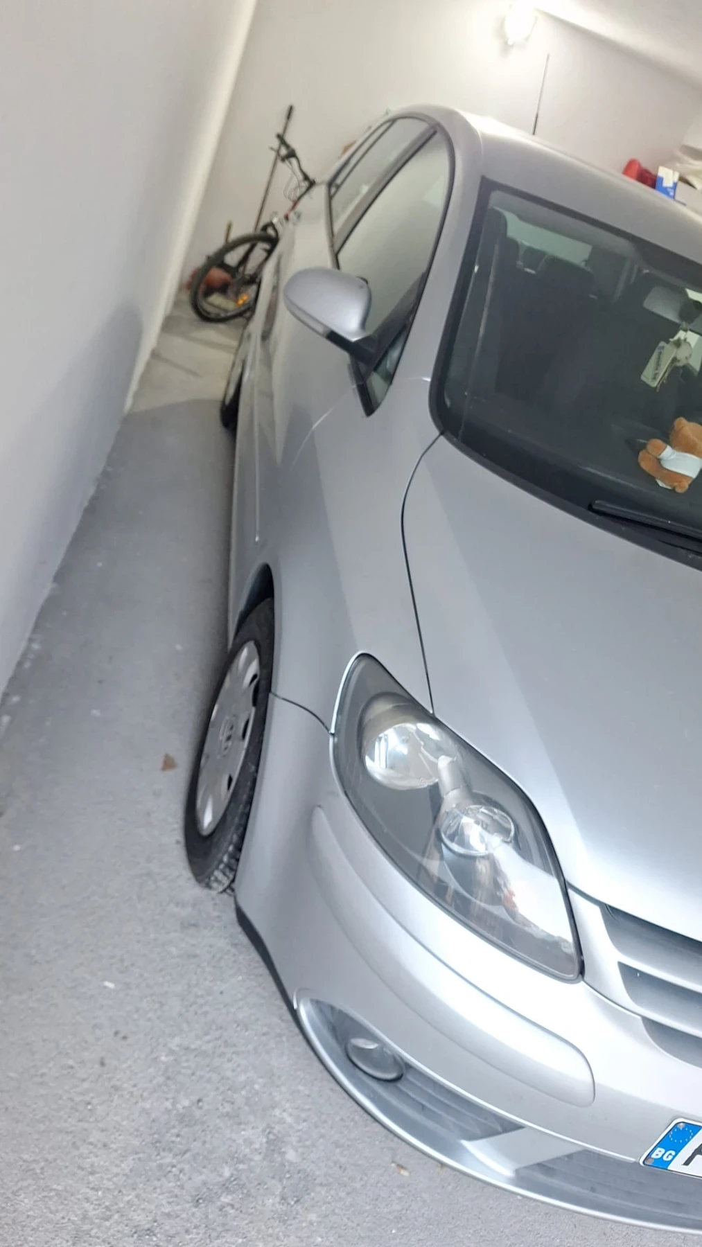 VW Golf Plus 1.9 TDI 105 к.с - изображение 5