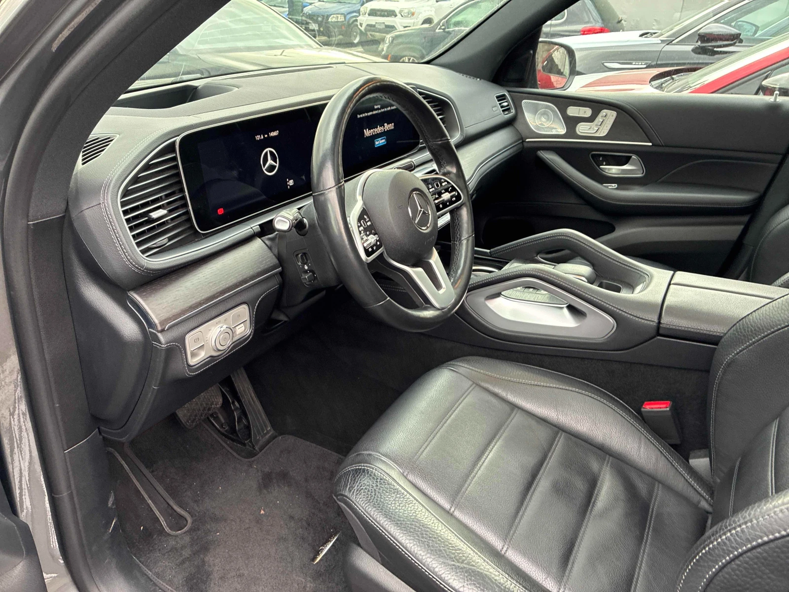 Mercedes-Benz GLE 450 AMG* PACK* BURMESTER* 360КАМЕРА* LANE* ASSIST* , снимка 6 - Автомобили и джипове - 53903712