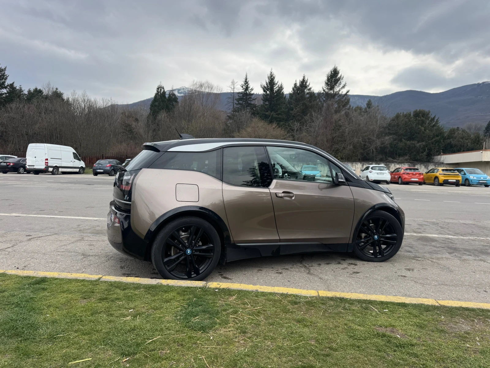 BMW i3, снимка 7 - Автомобили и джипове - 53928730