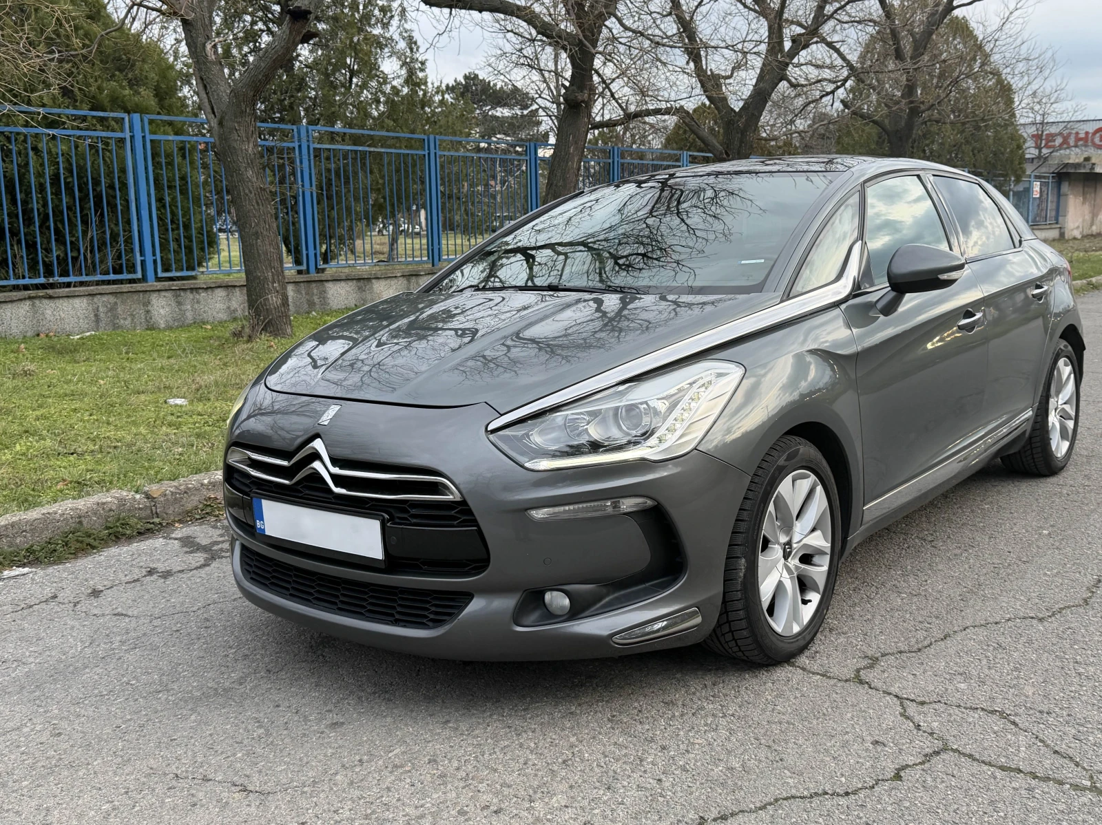 Citroen DS5 2.0 HDI, снимка 2 - Автомобили и джипове - 54015682