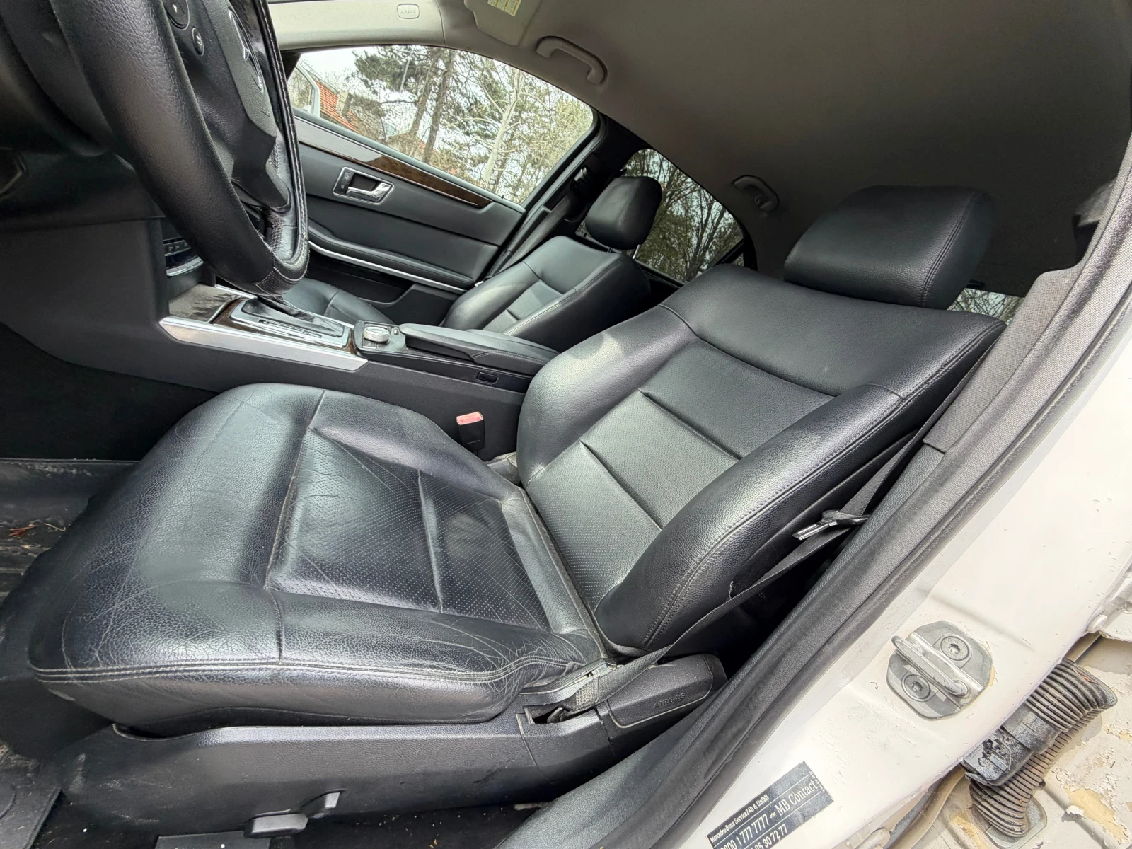 Mercedes-Benz E 220 БАРТЕР* NAVI* КОЖА* LED, снимка 8 - Автомобили и джипове - 54149995