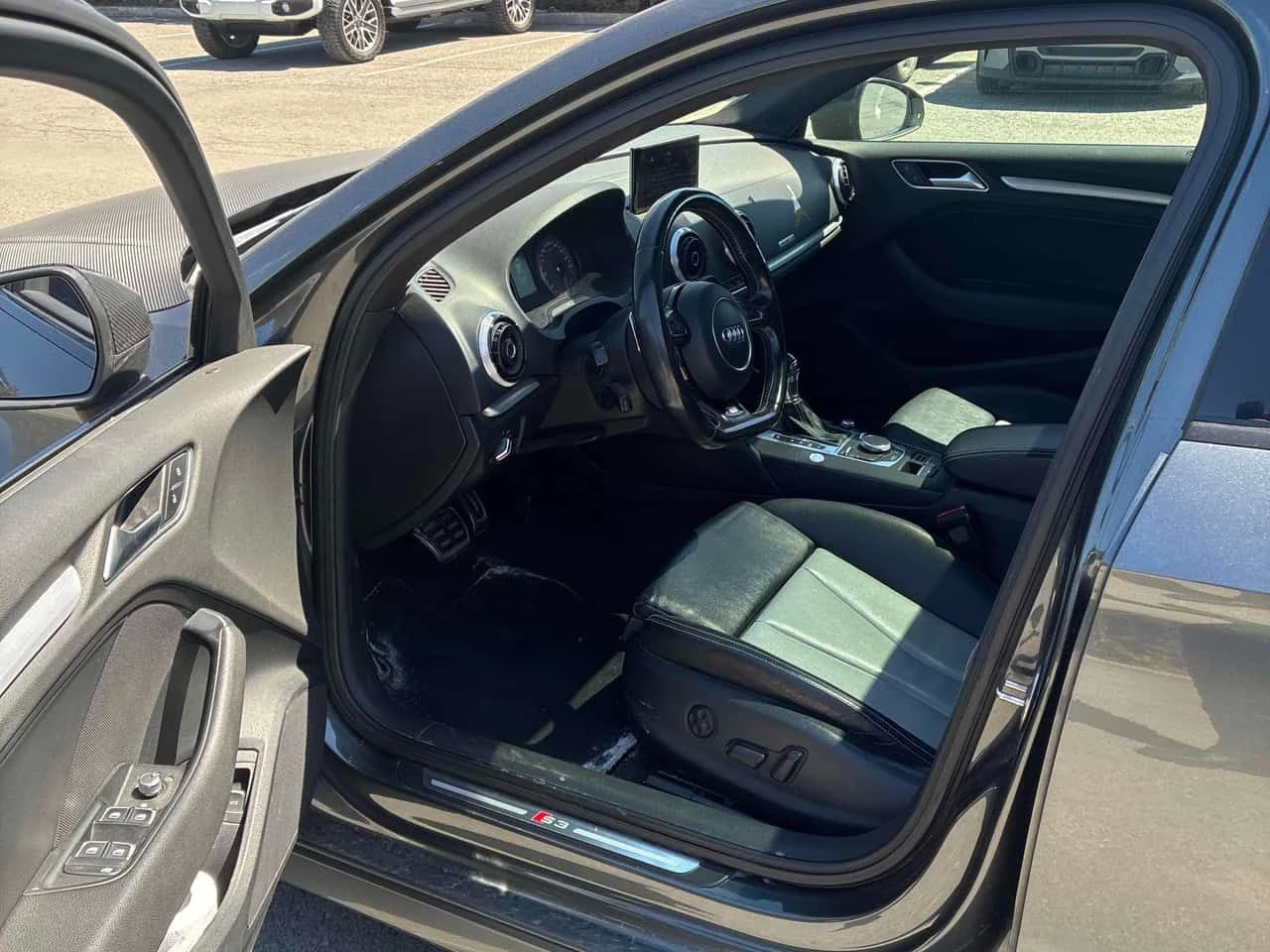 Audi S3 2.0T Progressiv/CARFAX/Carbon hood/�������/������� | Mobile.bg � ����������� 6