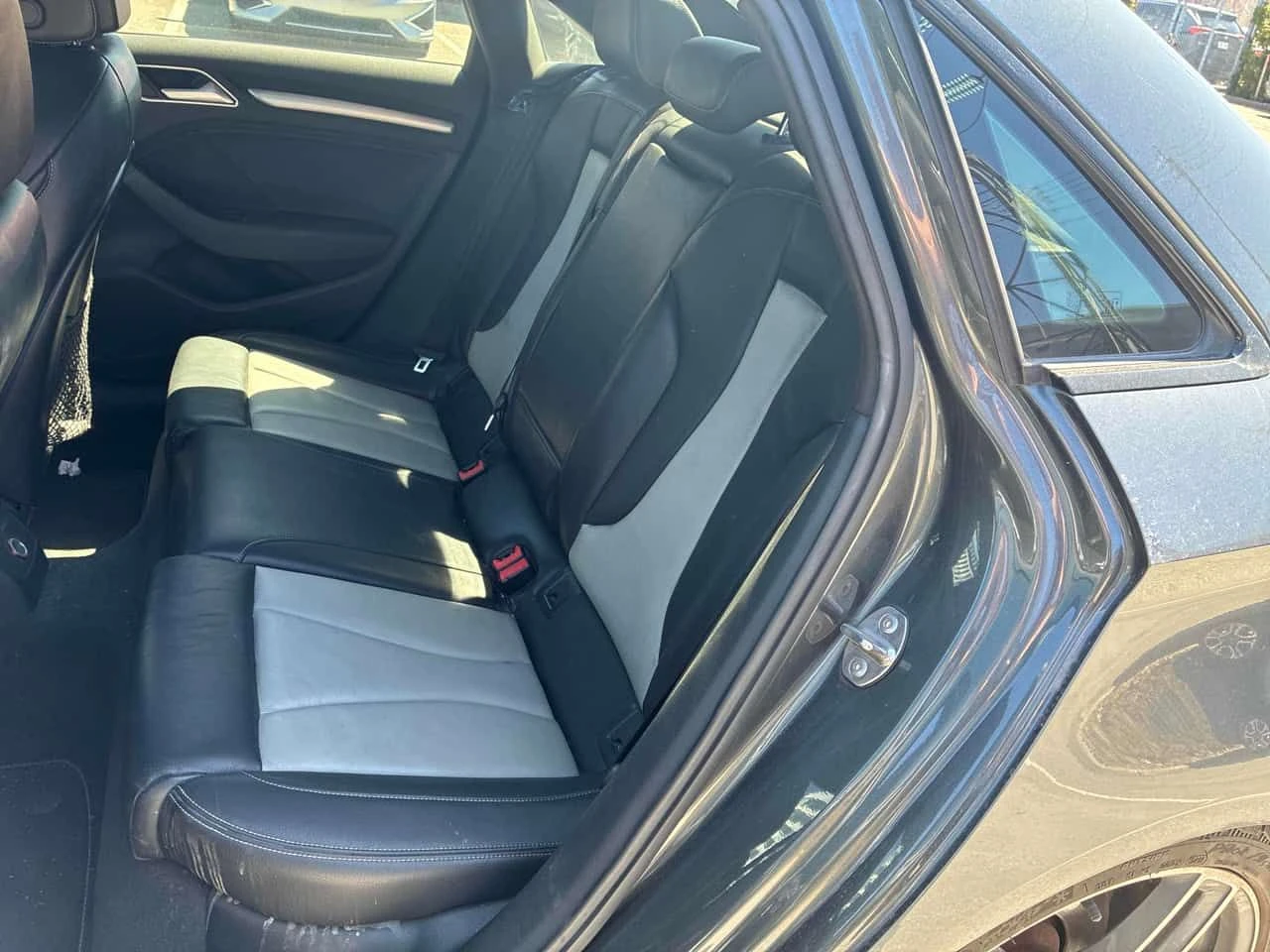 Audi S3 2.0T Progressiv/CARFAX/Carbon hood/�������/������� | Mobile.bg � ����������� 16