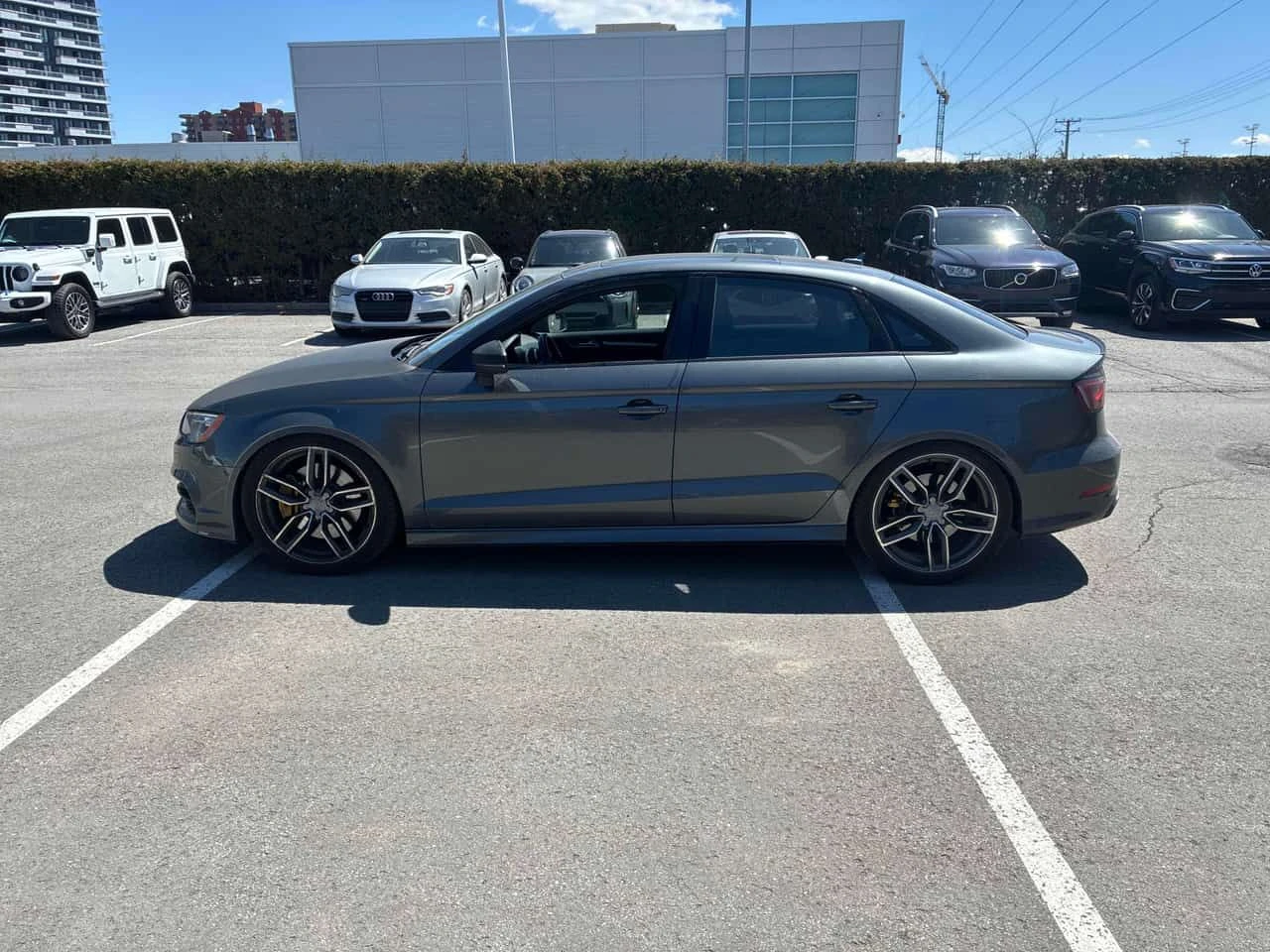 Audi S3 2.0T Progressiv/CARFAX/Carbon hood/�������/������� | Mobile.bg � ����������� 3