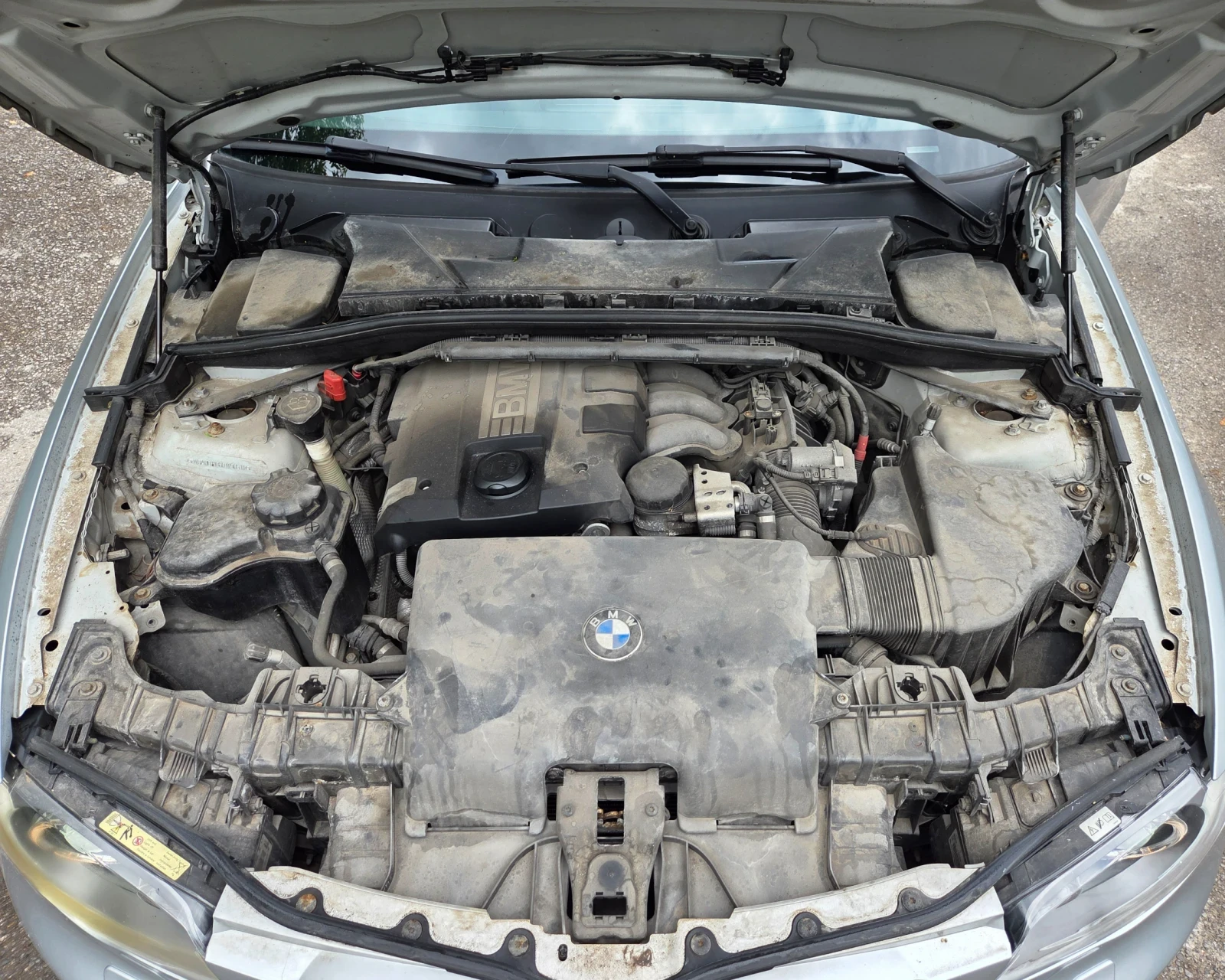 BMW 120 Е87 М Пакет 4врати Facelift, снимка 11 - Автомобили и джипове - 54660205
