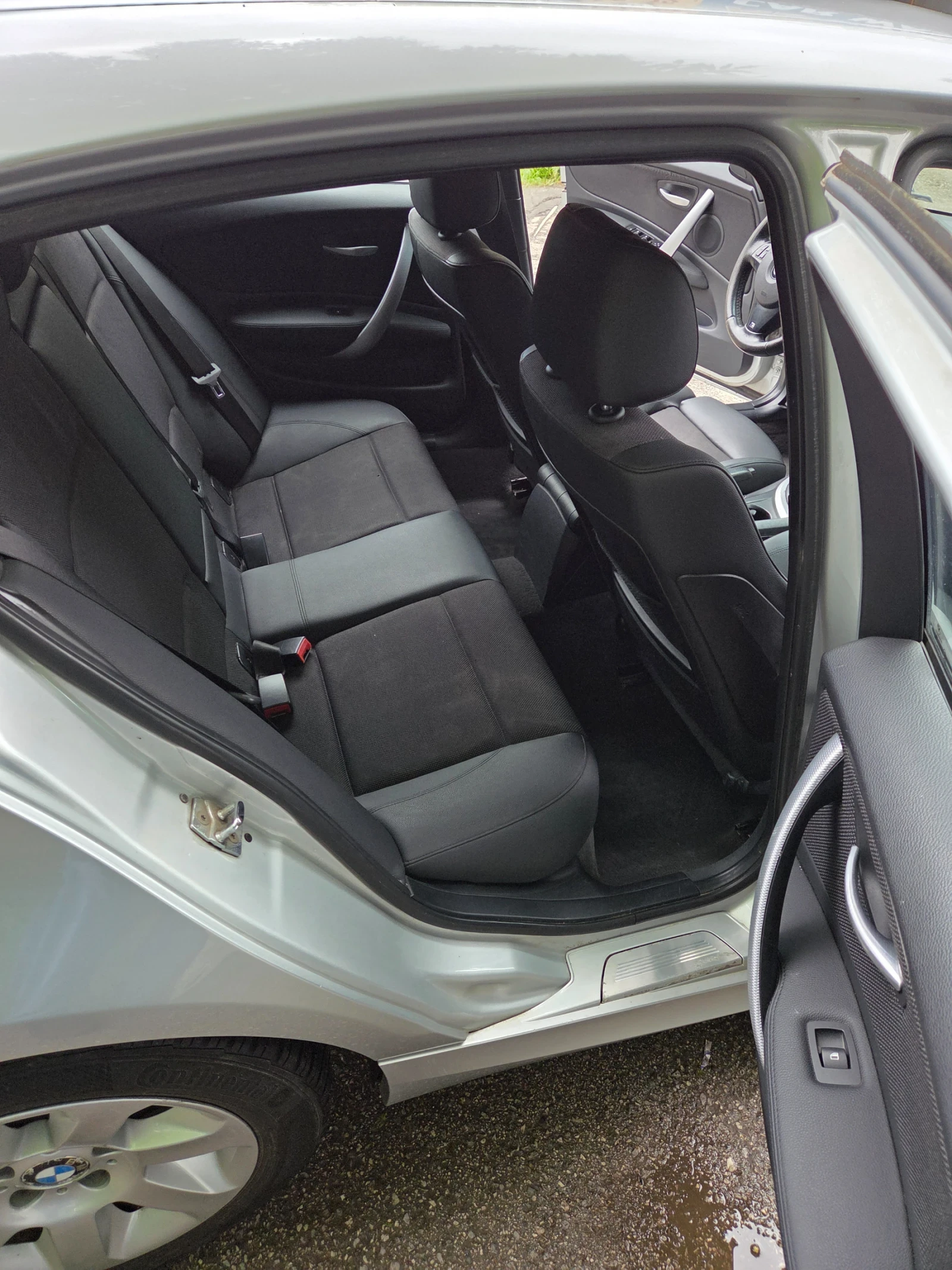 BMW 120 Е87 М Пакет 4врати Facelift, снимка 9 - Автомобили и джипове - 54660205