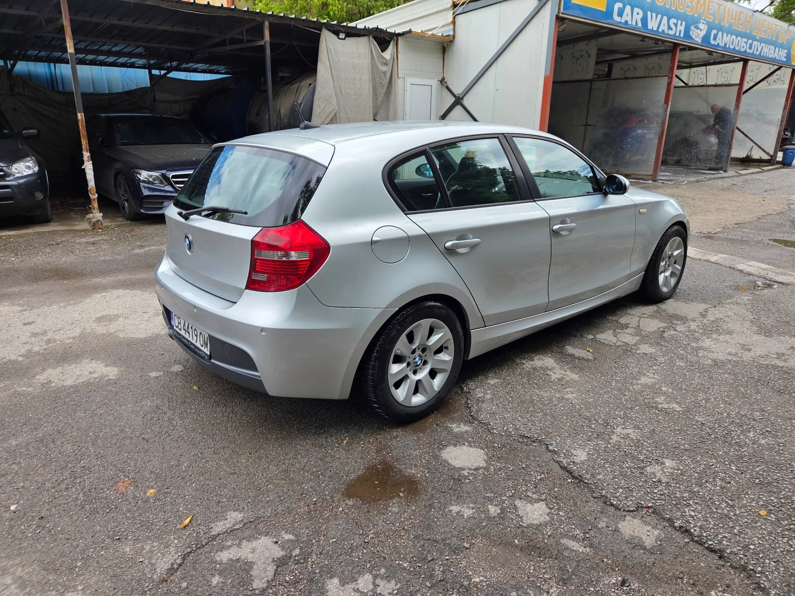 BMW 120 Е87 М Пакет 4врати Facelift, снимка 4 - Автомобили и джипове - 54660205