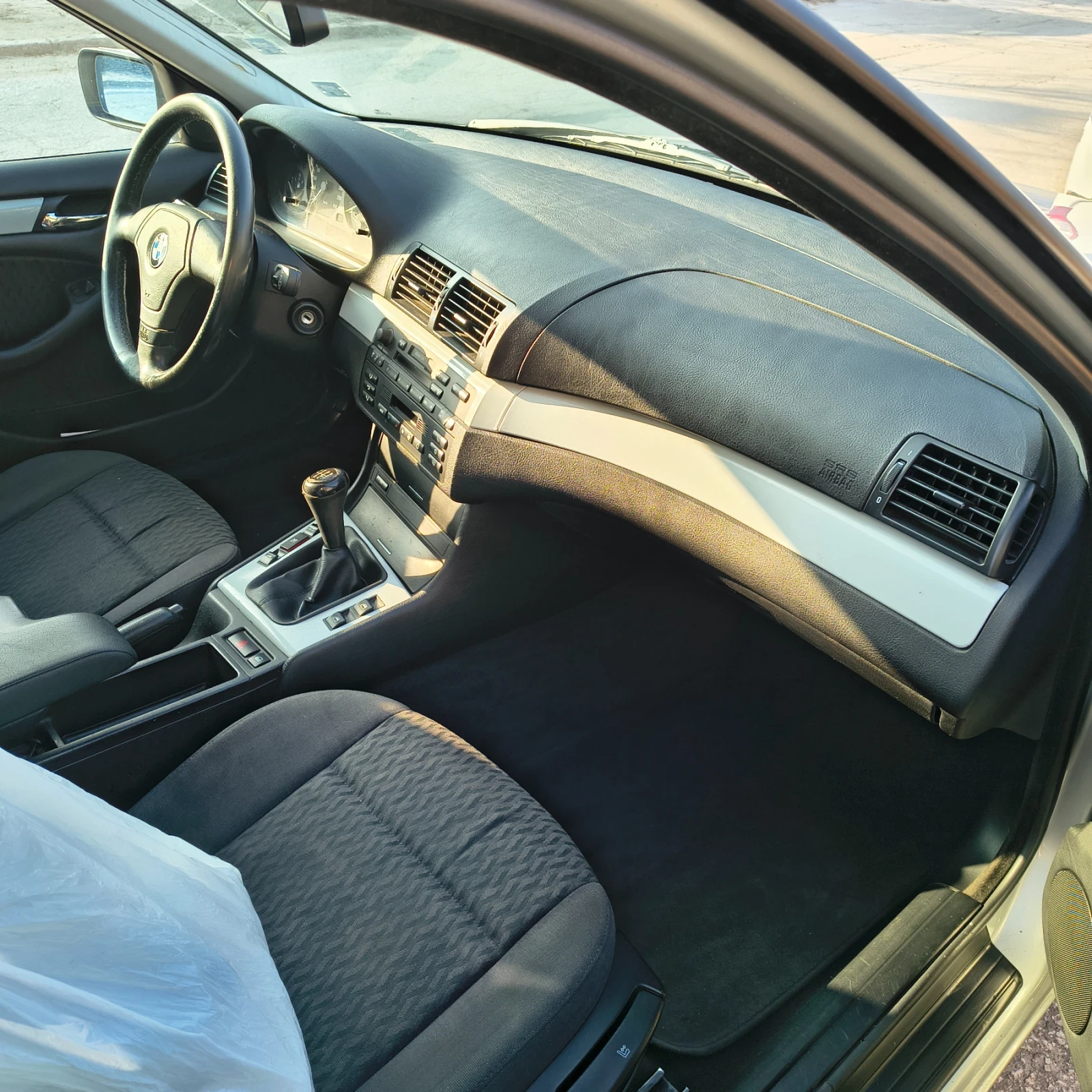 BMW 318 1.8, снимка 4 - Автомобили и джипове - 54666781