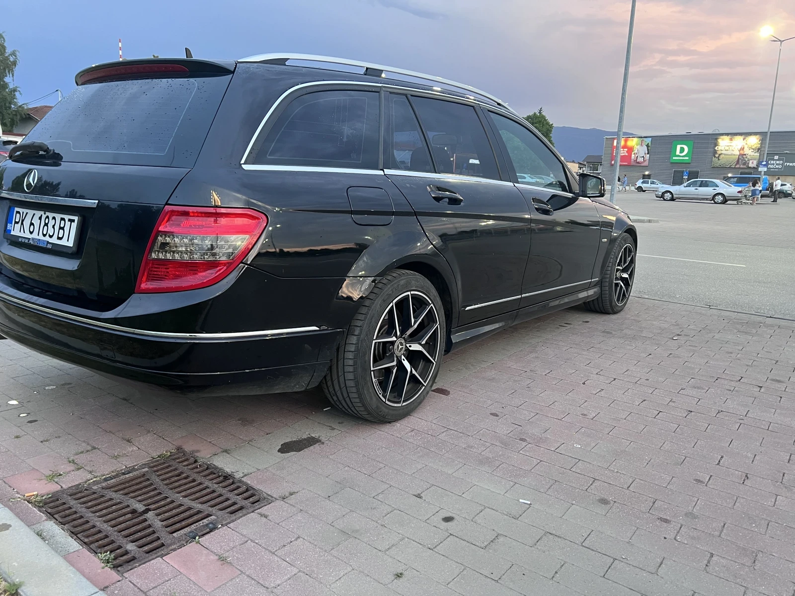 Mercedes-Benz C 220, снимка 8 - Автомобили и джипове - 55419753