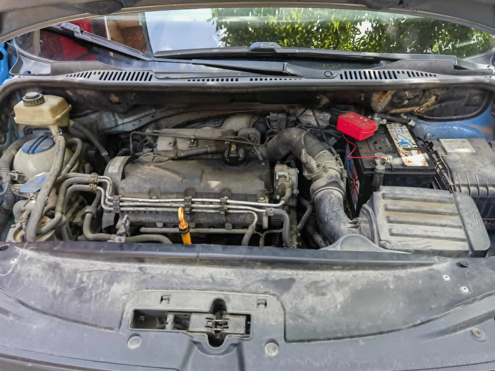 VW Caddy, снимка 8 - Автомобили и джипове - 55432198