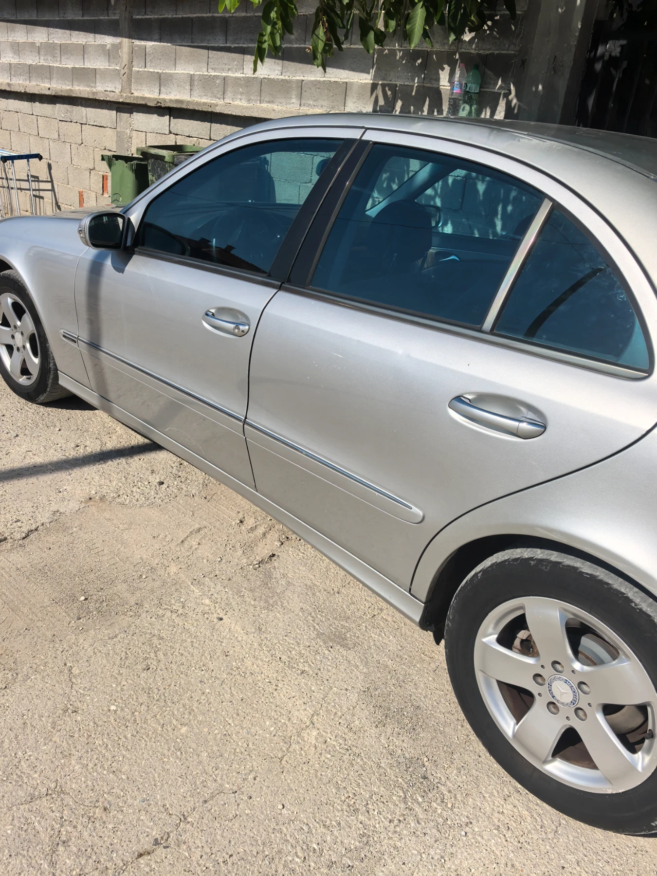 Mercedes-Benz E 270 2.7, снимка 6 - Автомобили и джипове - 55465049
