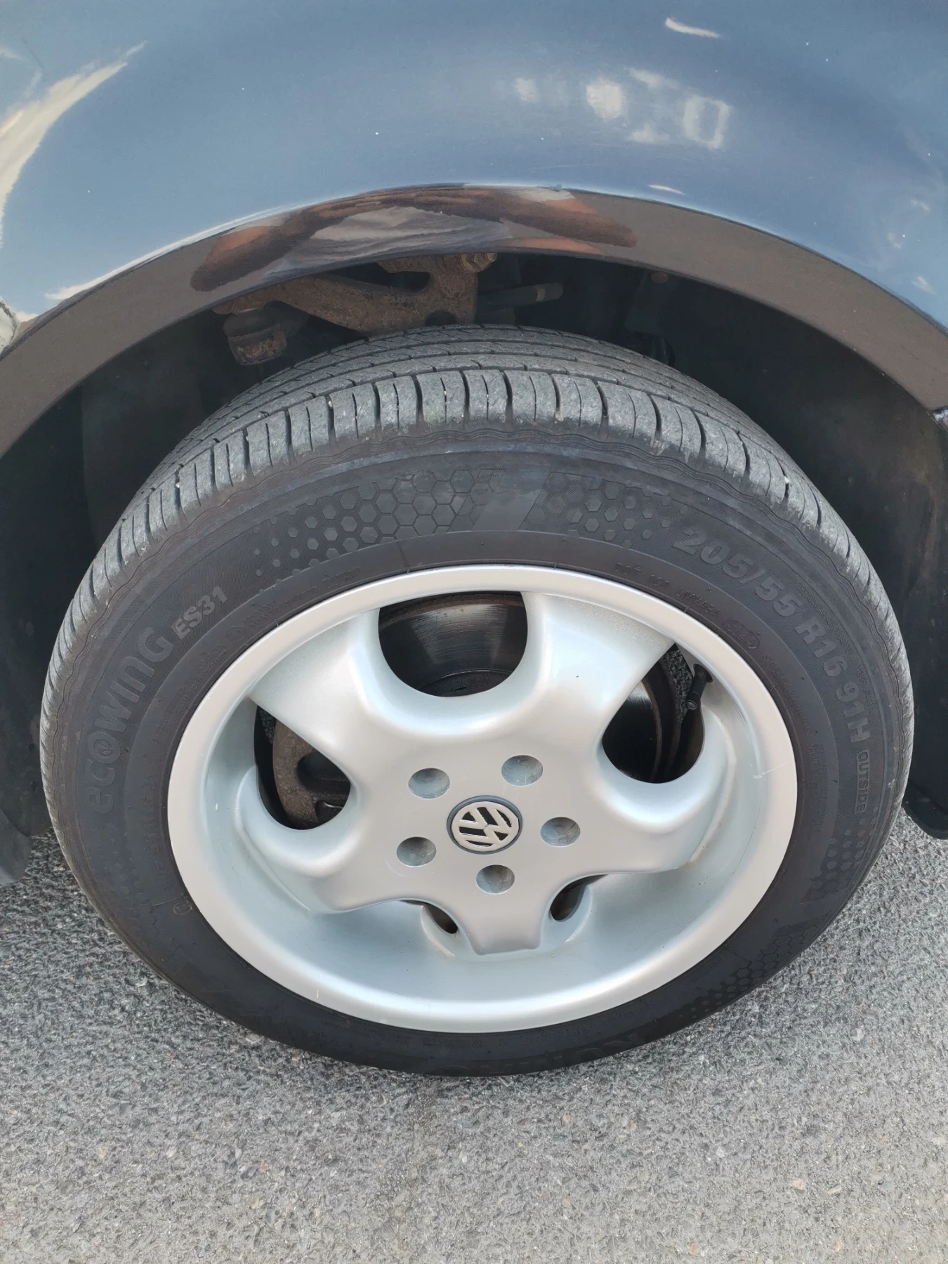VW Passat 1, 9 TDI, снимка 9 - Автомобили и джипове - 55836552