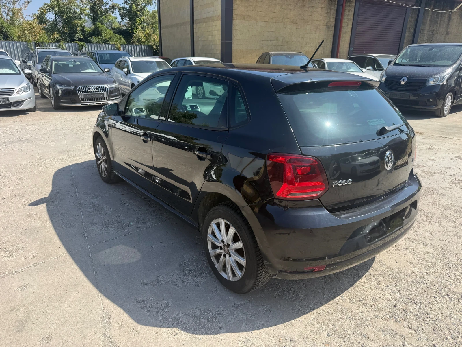 VW Polo 1.4 tdi, снимка 7 - Автомобили и джипове - 55891730
