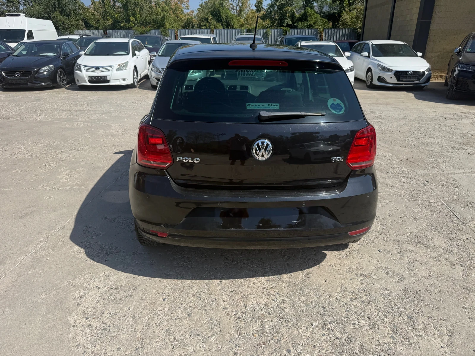 VW Polo 1.4 tdi, снимка 8 - Автомобили и джипове - 55891730