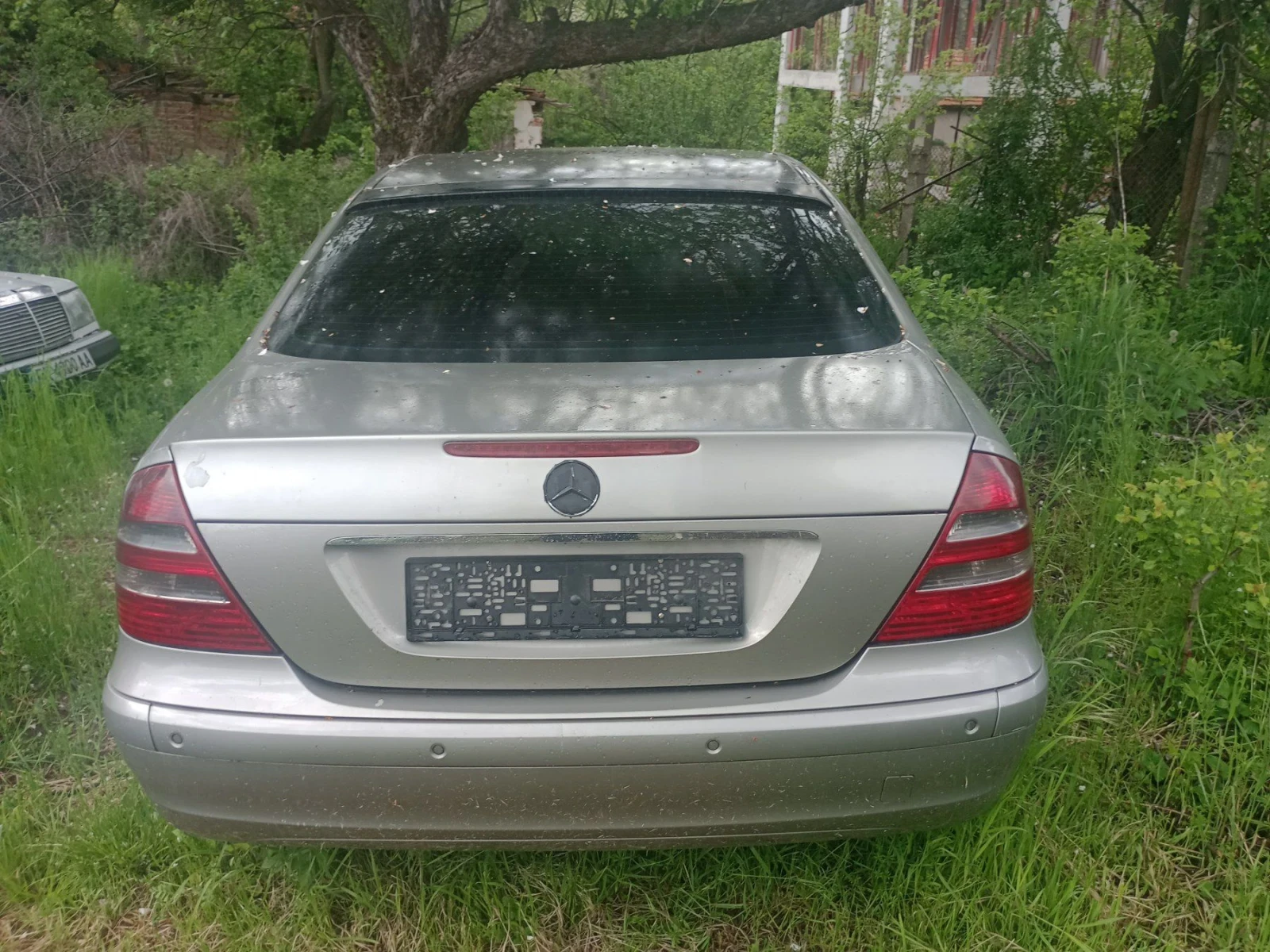 Mercedes-Benz E 270, снимка 2 - Автомобили и джипове - 55949027