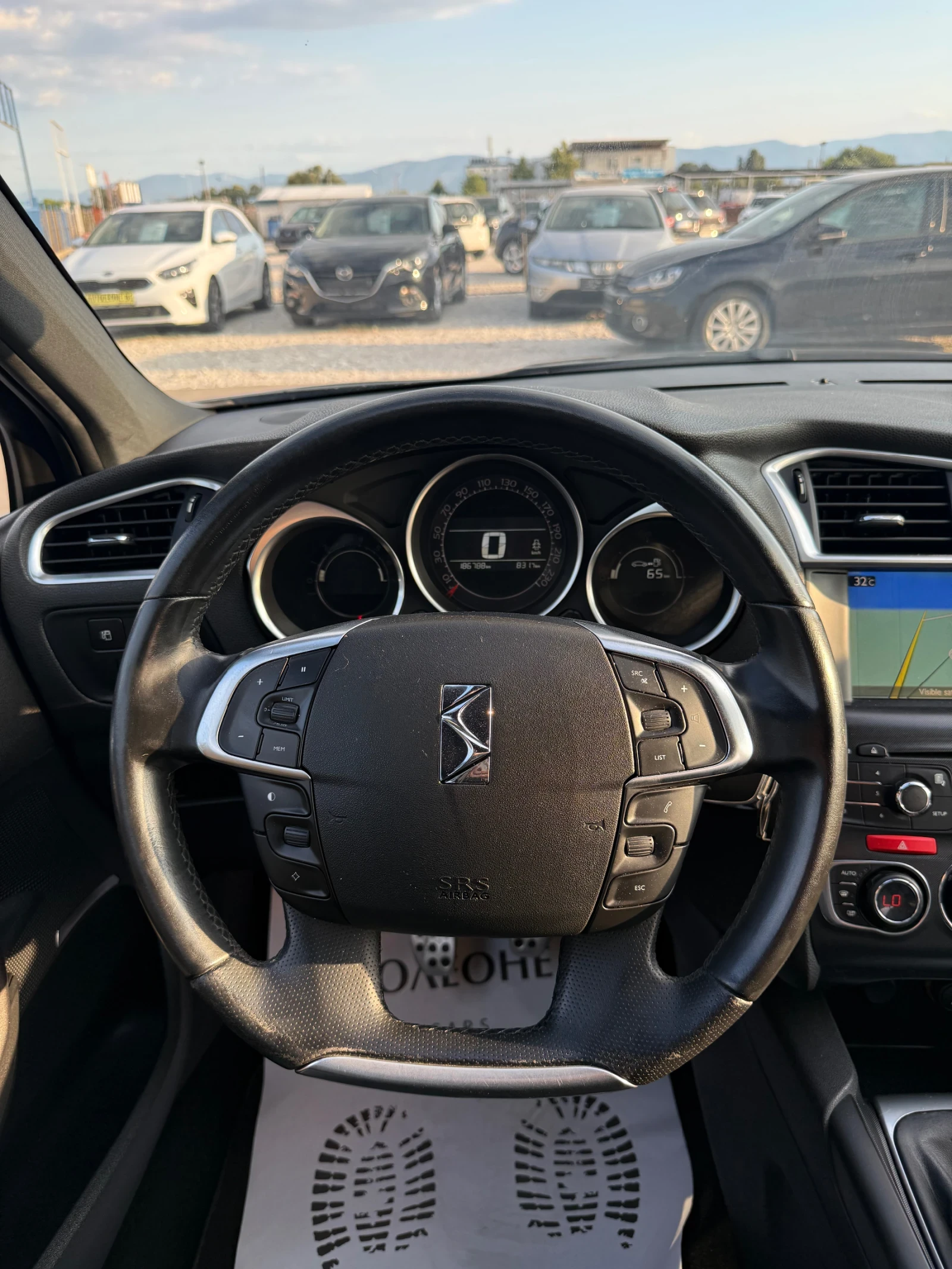 Citroen DS4 1.6 VTi * МАСАЖ* , снимка 11 - Автомобили и джипове - 55974373