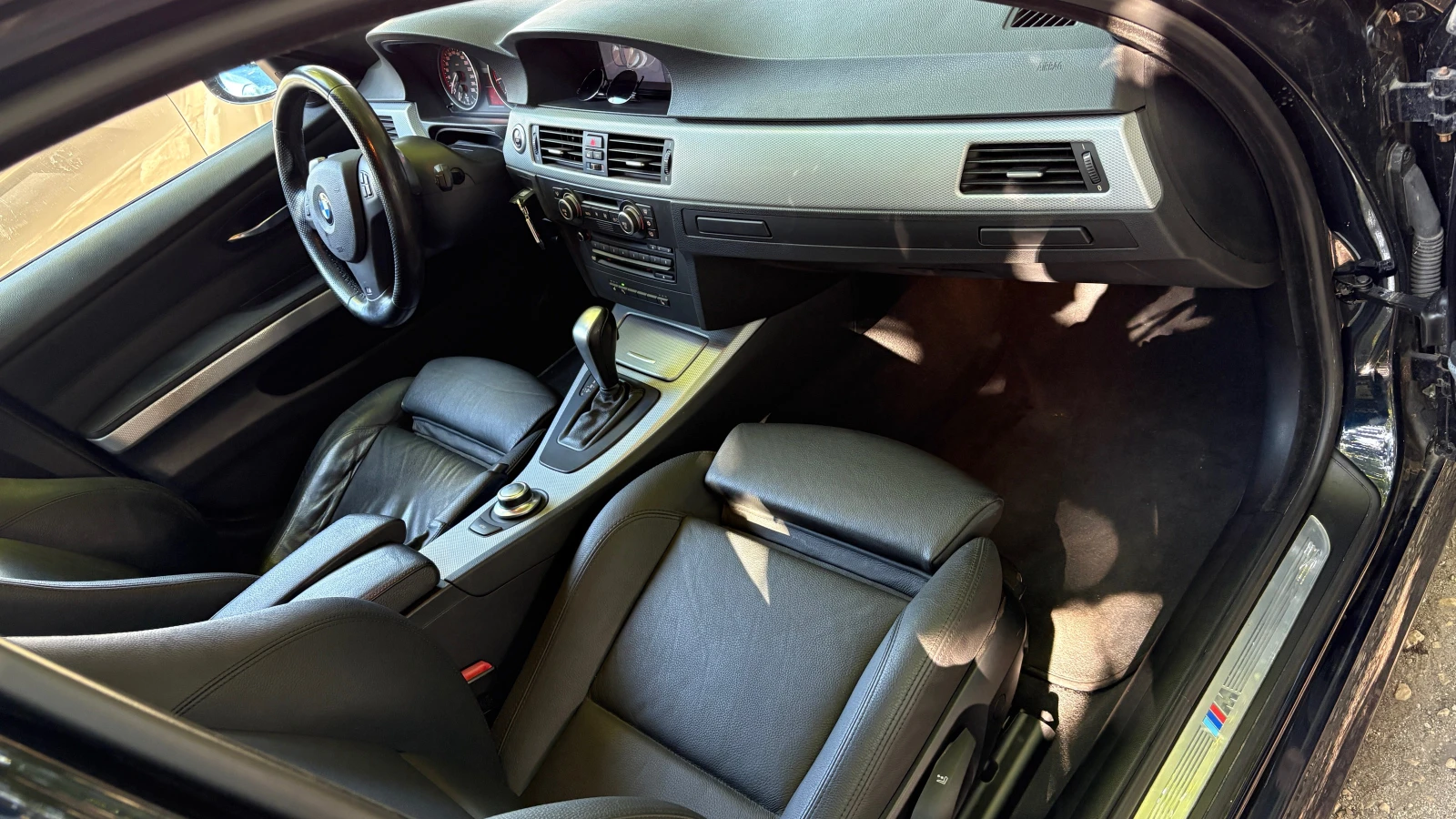 BMW 335 d M Paket E90, снимка 6 - Автомобили и джипове - 56137666
