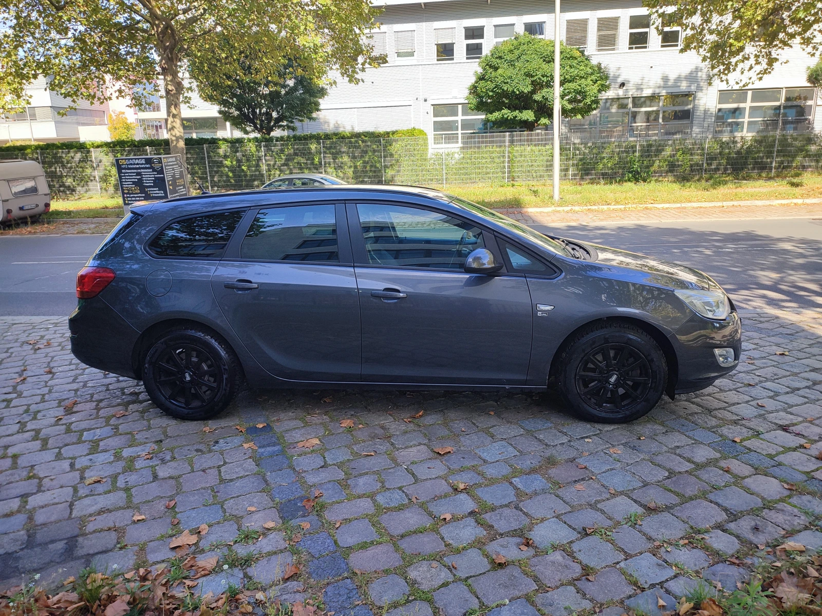 Opel Astra, снимка 2 - Автомобили и джипове - 56236925