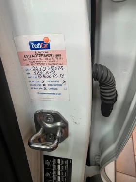 Volvo XC40 2.0д 190кс 4х4 R-design, снимка 16