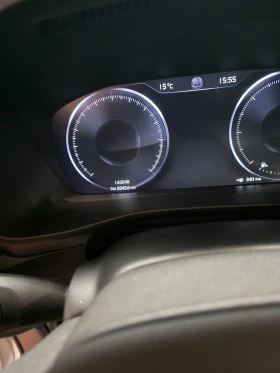 Volvo XC40 2.0д 190кс 4х4 R-design, снимка 15