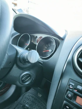 Обява за продажба на Nissan Qashqai 2.0* 141к.с.* 4x4* LPG*  Keyless* Panorama*  ~12 500 лв. - изображение 7 | Auto.bg Обява за продажба на Nissan Qashqai 2.0* 141к.с.* 4x4* LPG*  Keyless* Panorama*  ~12 500 лв. - изображение 7
