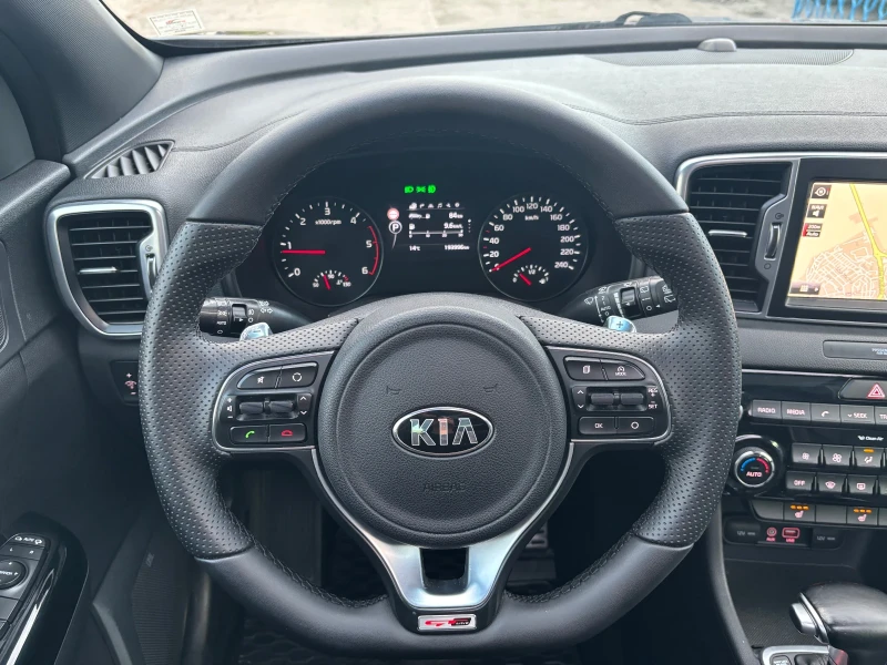 Kia Sportage 2, 0 D /4x4/ GT-Line/ Панорама/Камера/ Нави/ , снимка 4 - Автомобили и джипове - 49497076