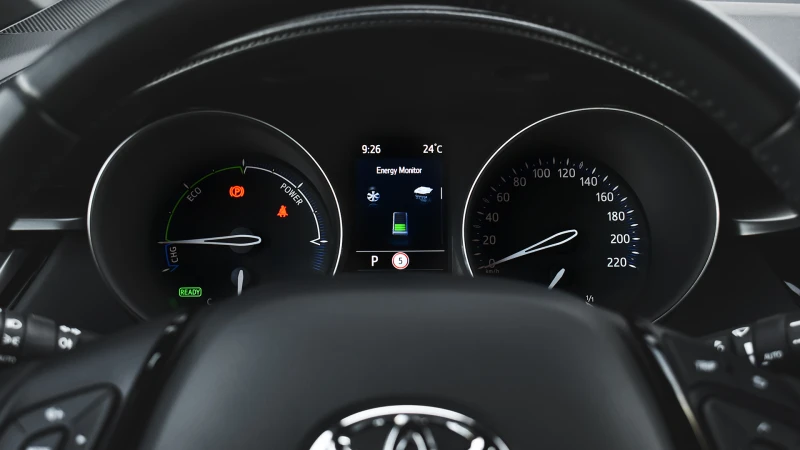 Toyota C-HR 2.0 Hybrid Club Automatic, снимка 14 - Автомобили и джипове - 51274311