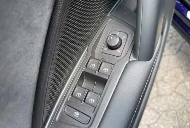 VW Tayron R-LINE/204HP/MASSAGE/7S/PANO/MEMO/360/HUD/LED/445g - изображение 7
