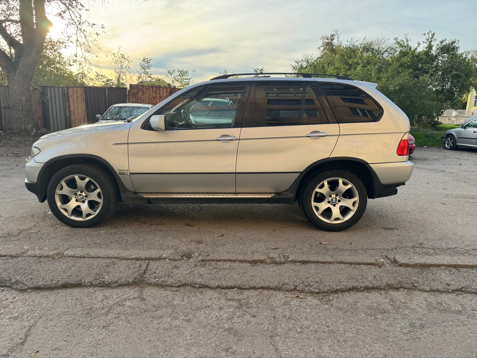 BMW X5  - изображение 2