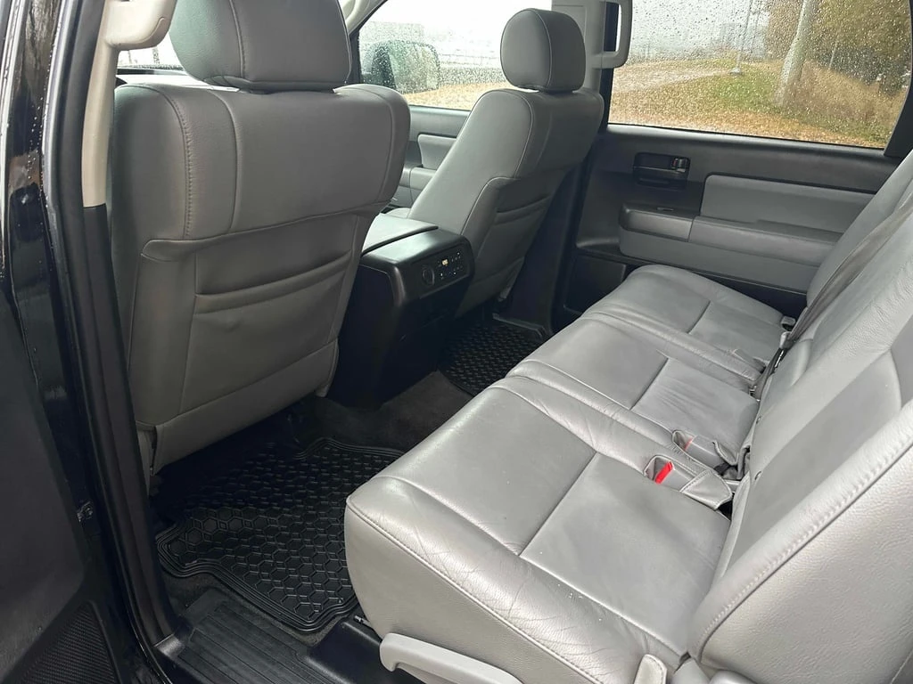 Toyota Sequoia * SR5 * CARFAX * БЕЗ ПЪРВОНАЧАЛНА ВНОСКА - изображение 10