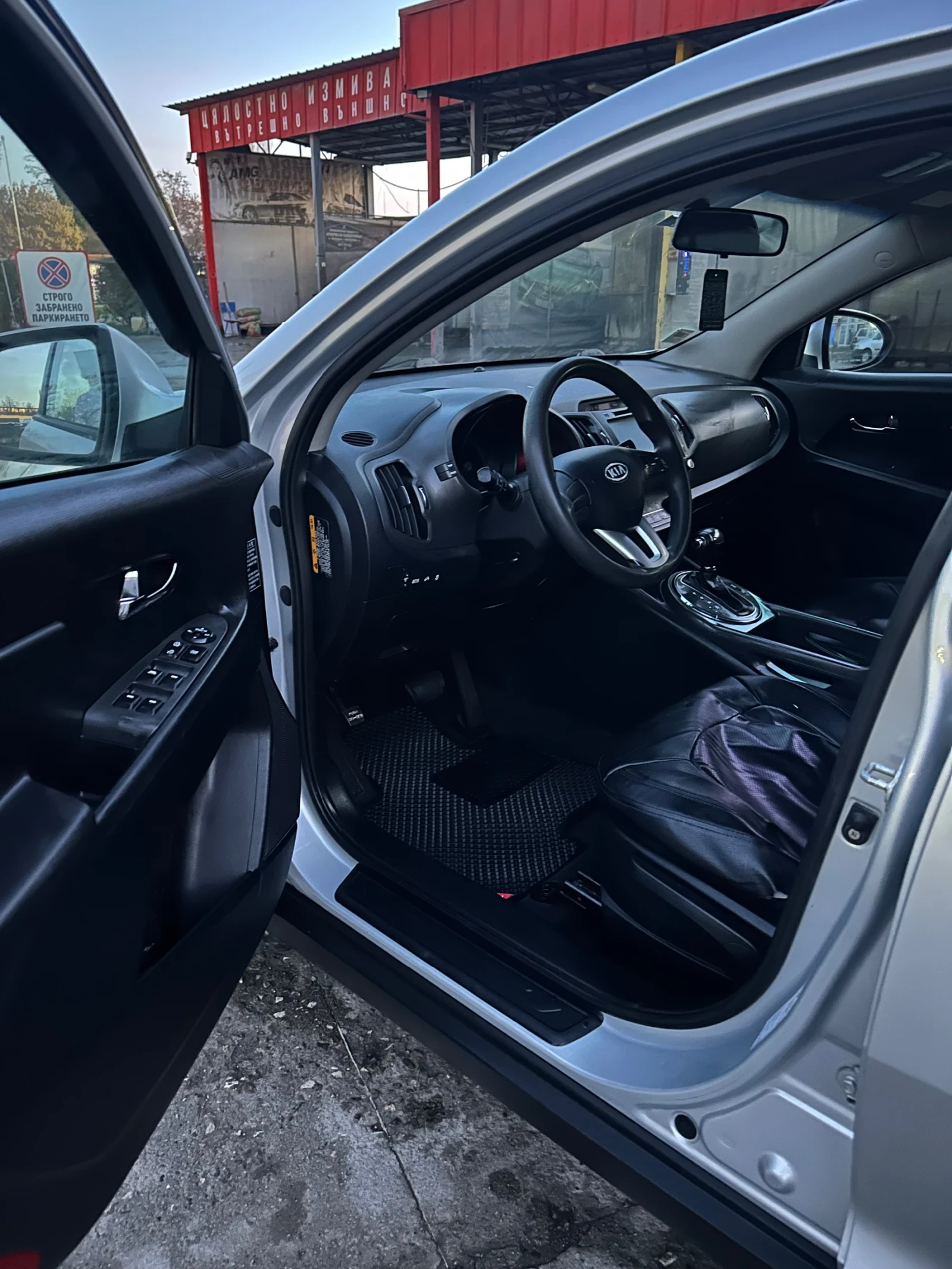 Kia Sportage 2.0  4x4 - изображение 9