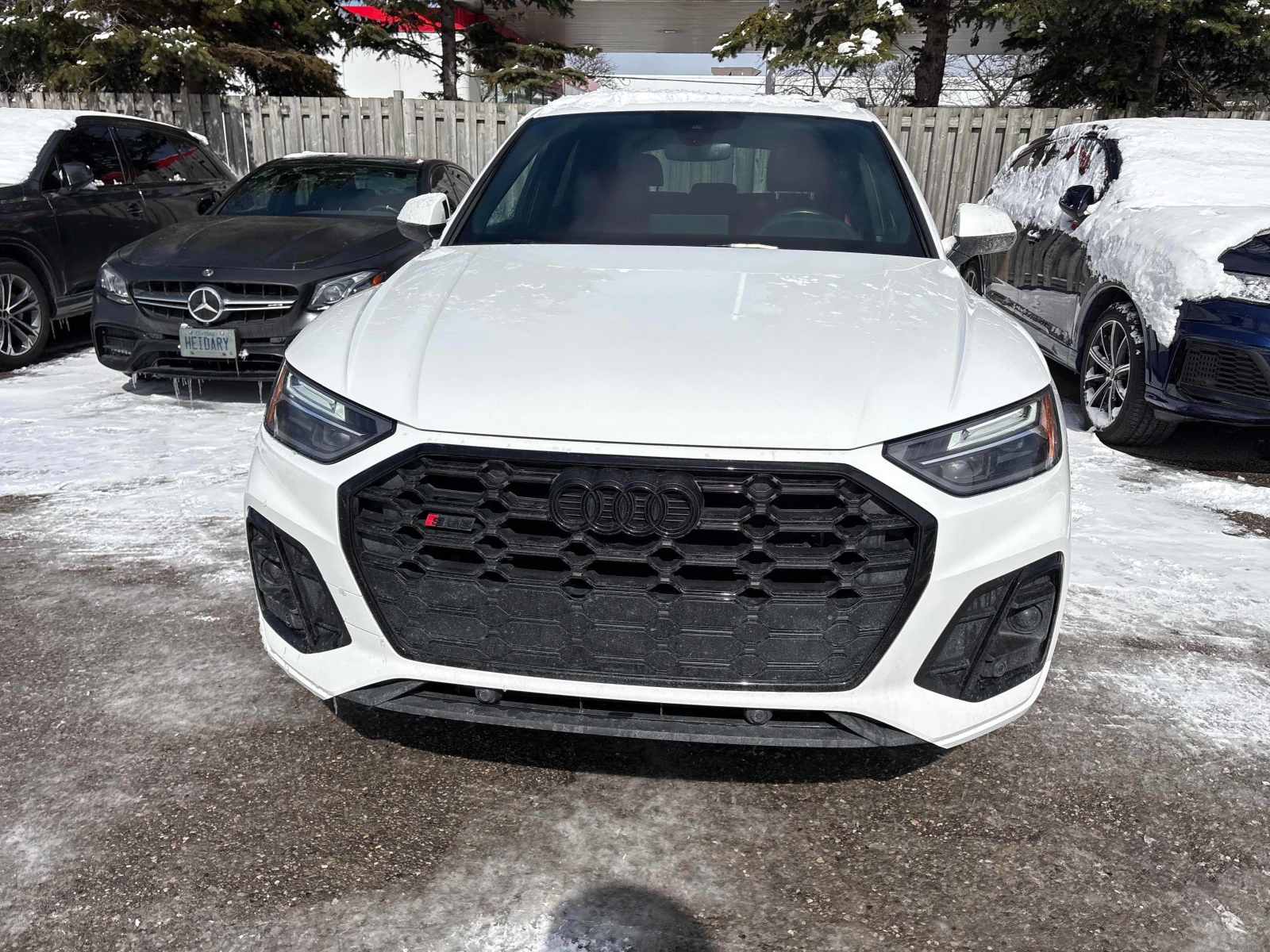 Audi SQ5 MATRIX* FACELIFT* 360КАМЕРА* ДИГИТАЛНО* ТАБЛО* , снимка 4 - Автомобили и джипове - 53903748