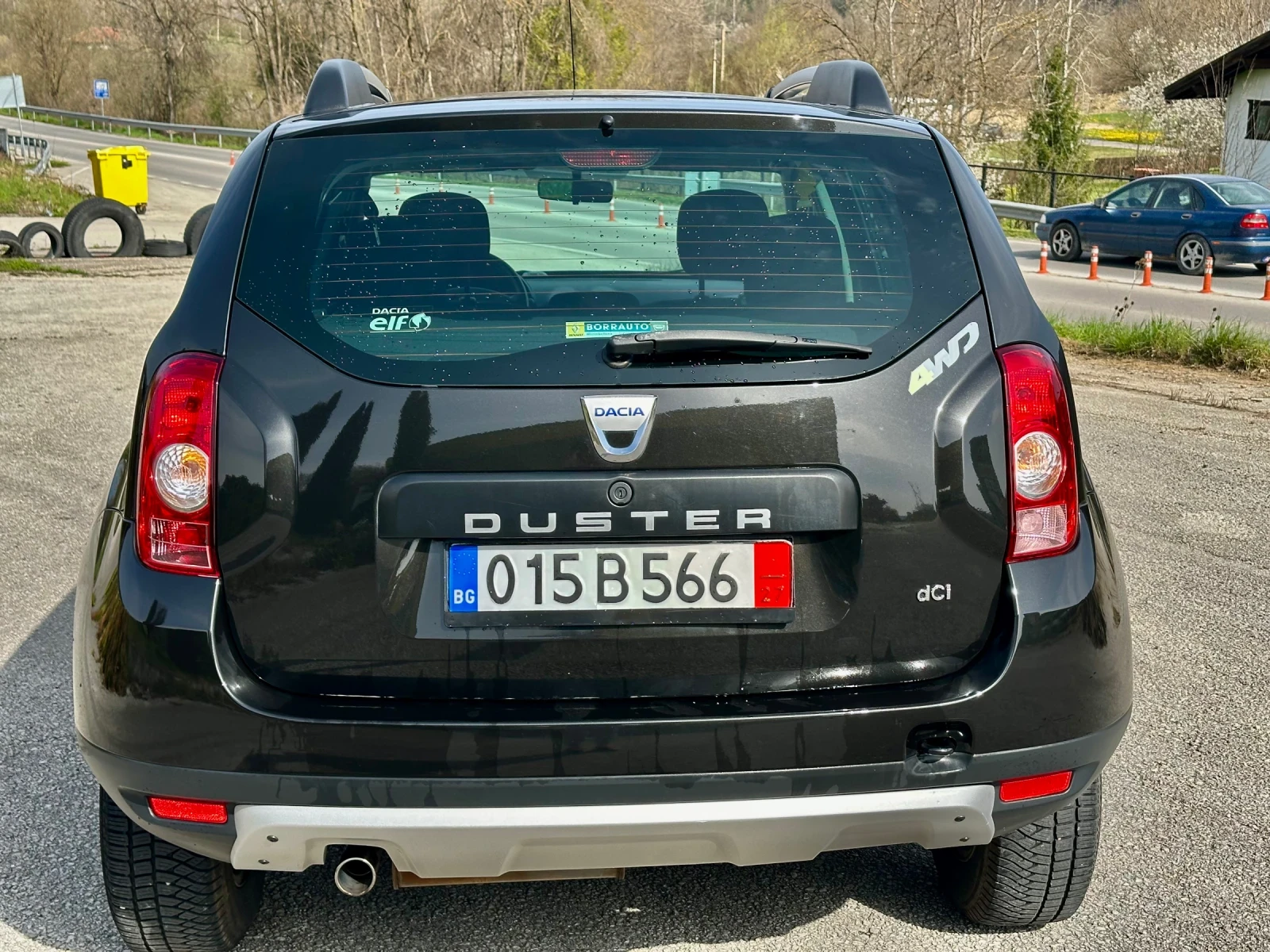 Dacia Duster 1.5 DCi 4* 4 2011 175 хил км  ТОП СЪСТОЯНИЕ, снимка 6 - Автомобили и джипове - 53965053