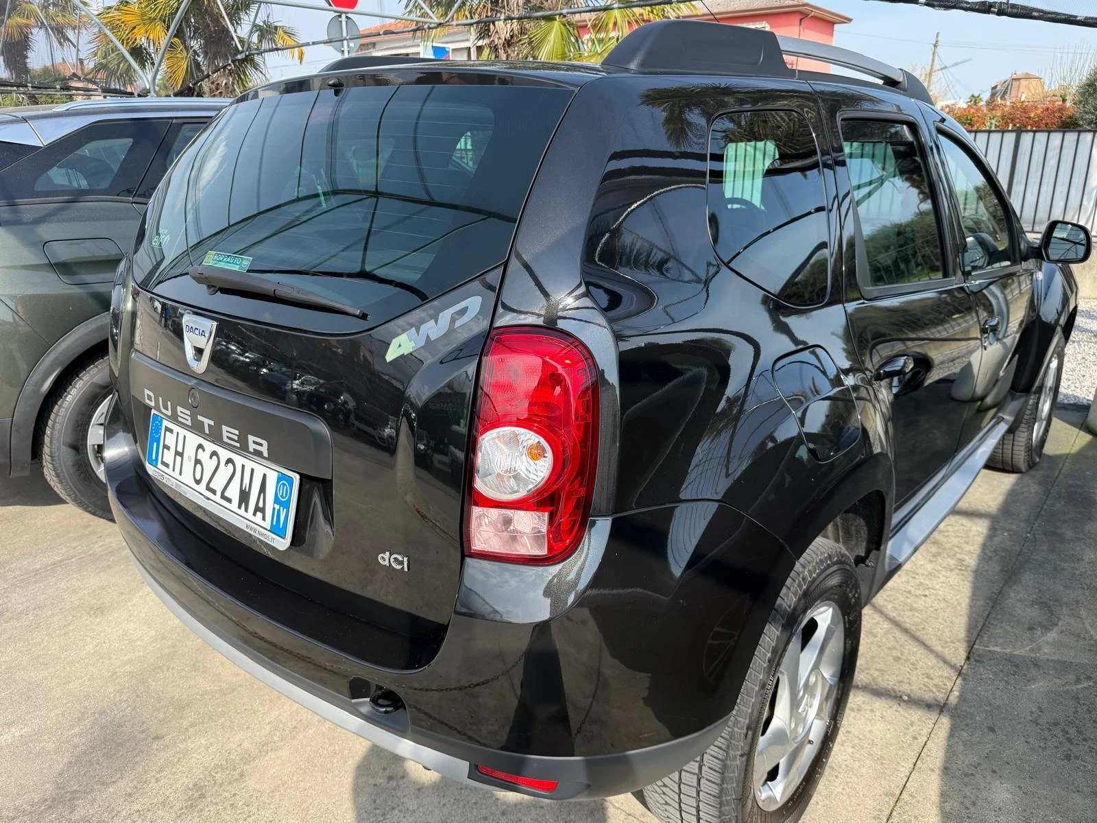 Dacia Duster 1.5 DCi 4* 4 2011 175 хил км  ТОП СЪСТОЯНИЕ, снимка 5 - Автомобили и джипове - 53965053